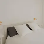 Happy House - Downtown Apartment